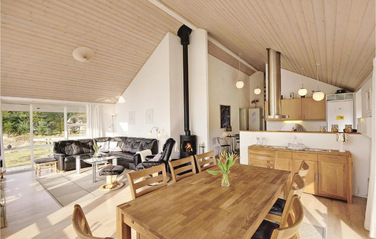 7 Bedroom Stunning Home In Herning Kolkaer Exterior foto